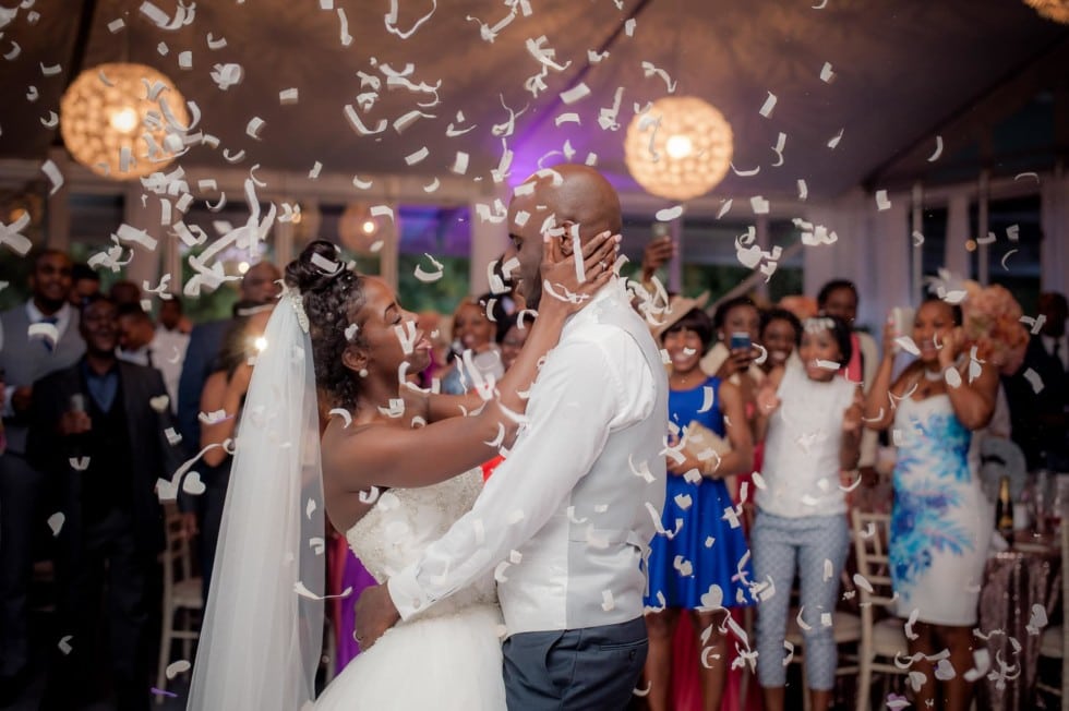 What Confetti Looks Best in Photos? | The Secrets of an Epic Confetti Shot